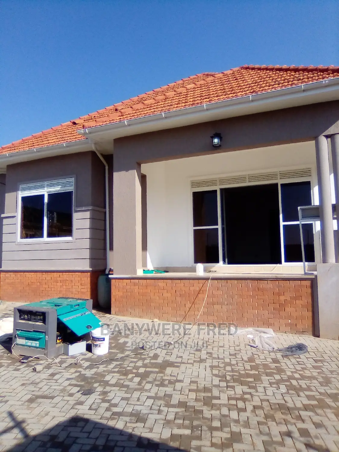 Furnished 4bdrm Bungalow in Kira for Sale in Kira