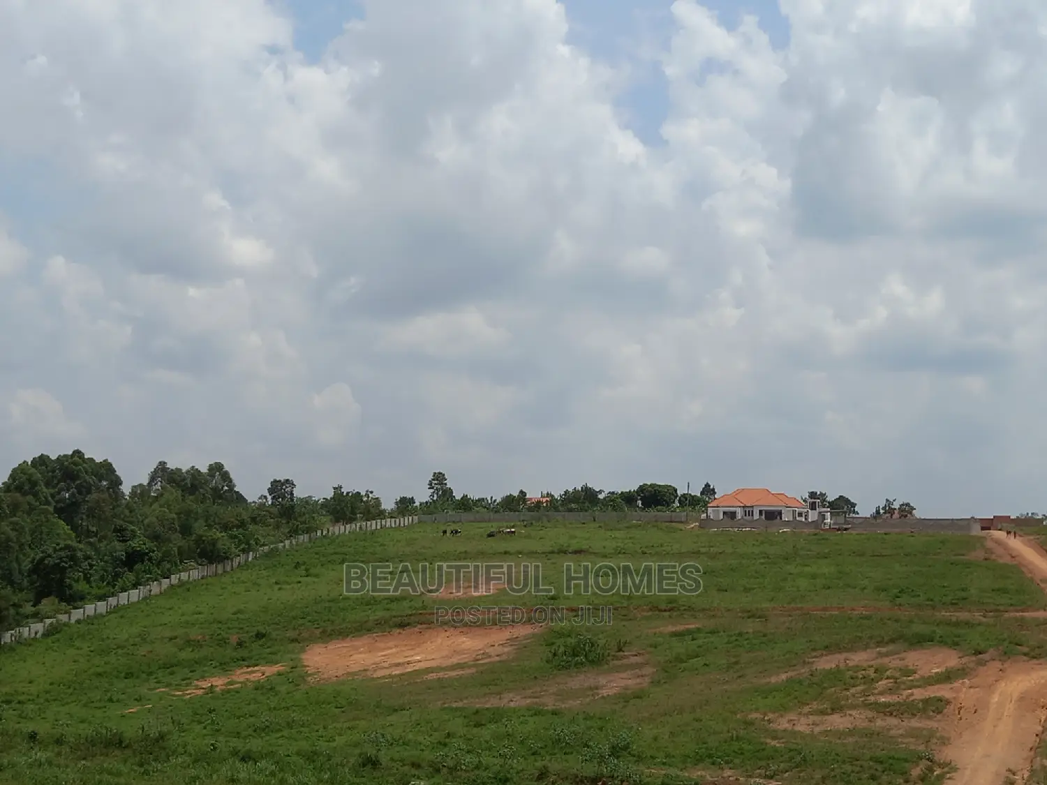 100*100 at Kasangati Gated Estate on Market in Nangabo