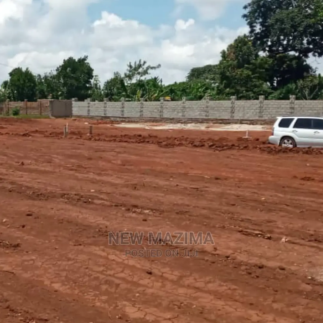 Classic Fancy Plot Sale After Munyonyo in First Trafic Light in Division A