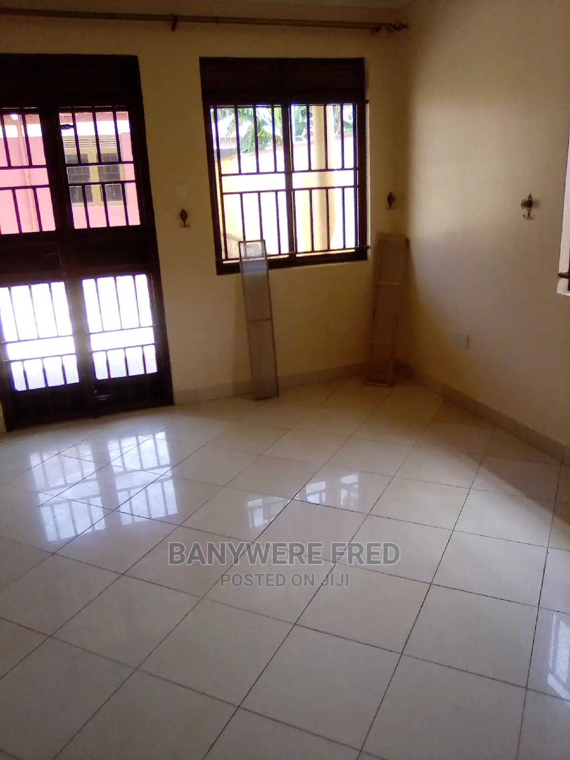 Furnished 2bdrm Bungalow in Kira for Rent in Kira