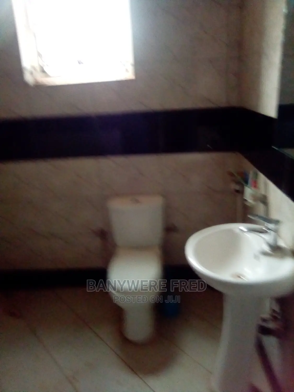 Furnished 5bdrm Apartment in Kira for Sale in Kira