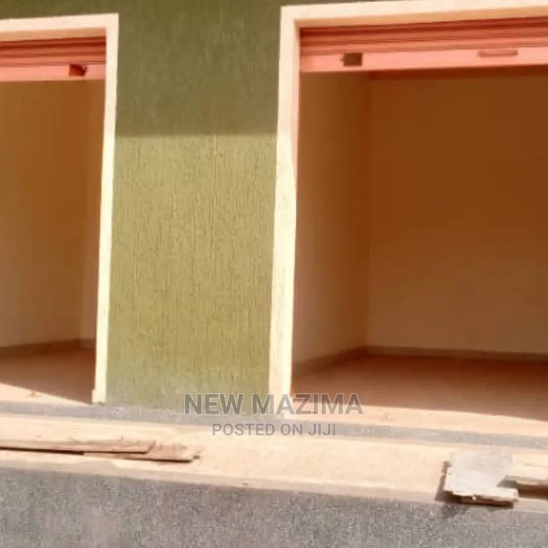 Very Bisy Commercial Shops for Rent in Heart of Makindye in Division A