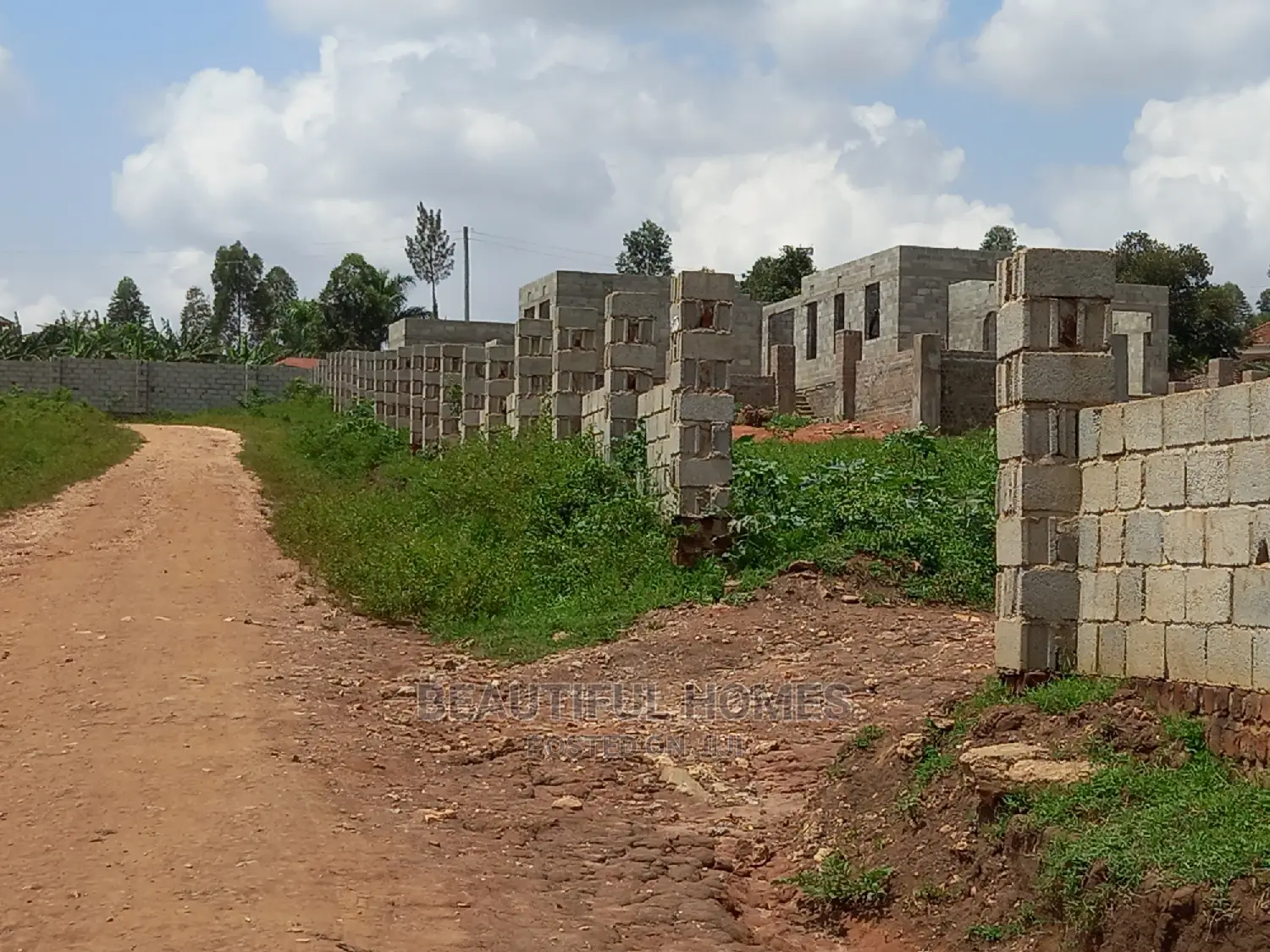 Kasangati 100 by 100 in Gated Neighborhood for Sale in Nangabo