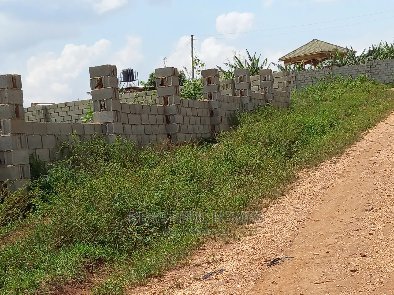 Kasangati 100×100 in Gated Posh Estate on Sale in Nangabo