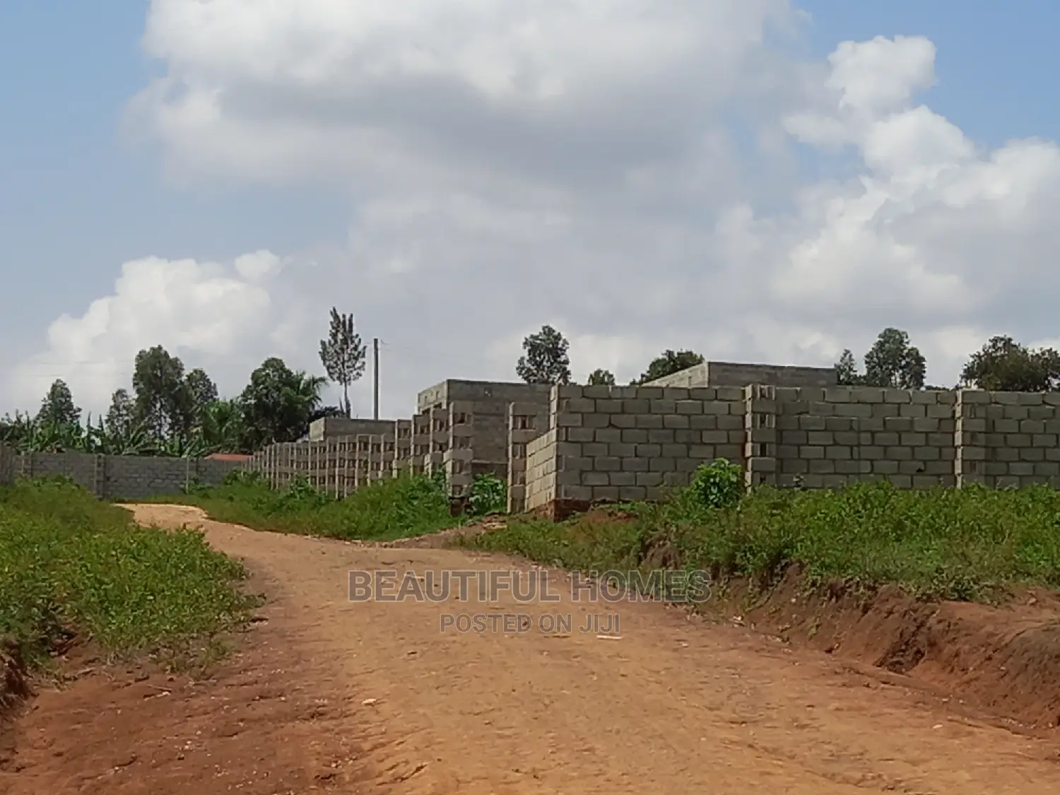 Kasangati's 100×100 In Executive Gated Neighborhood in Kira