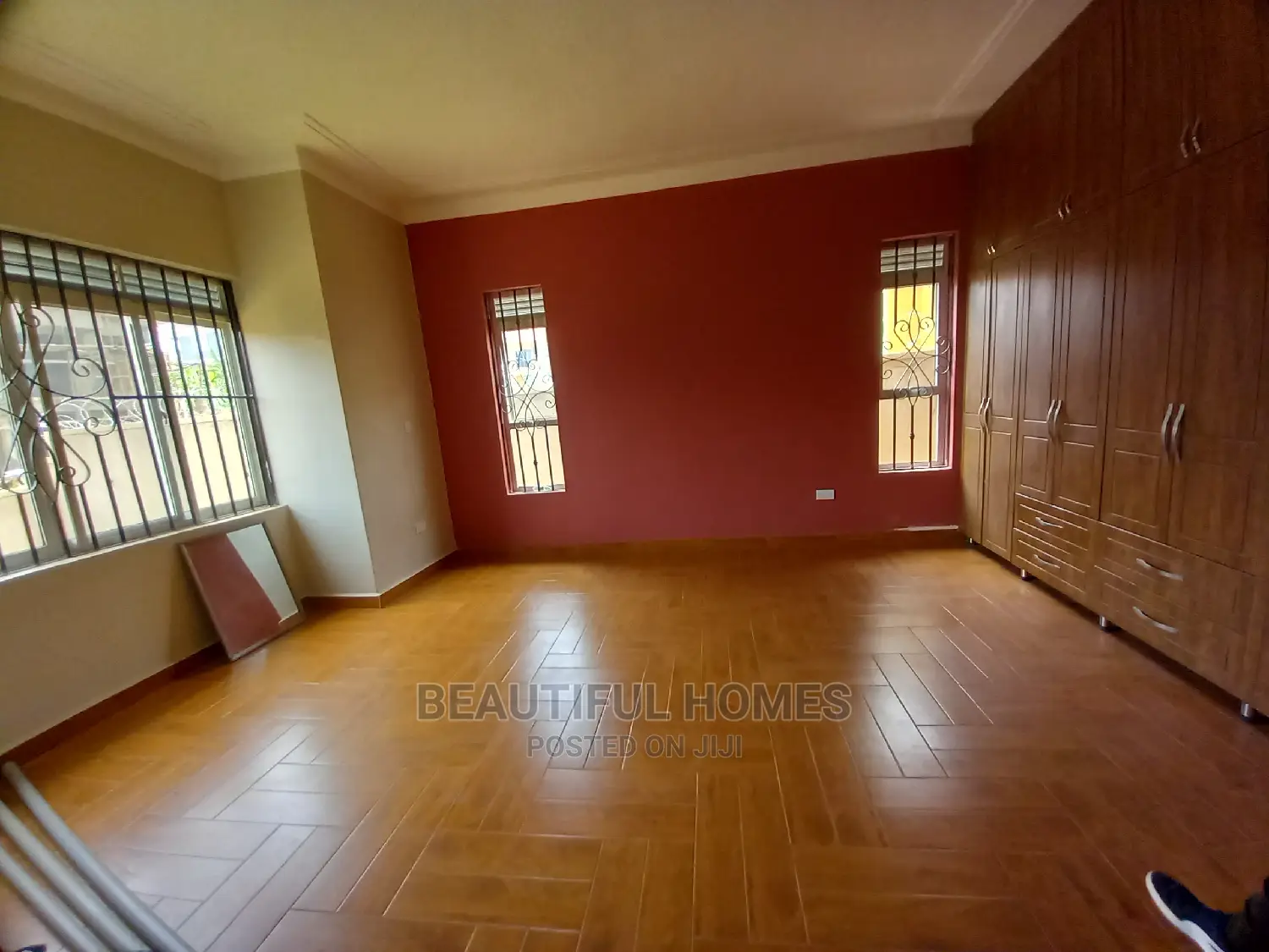 Furnished 4bdrm House in Kira Mamerito for Sale in Kira