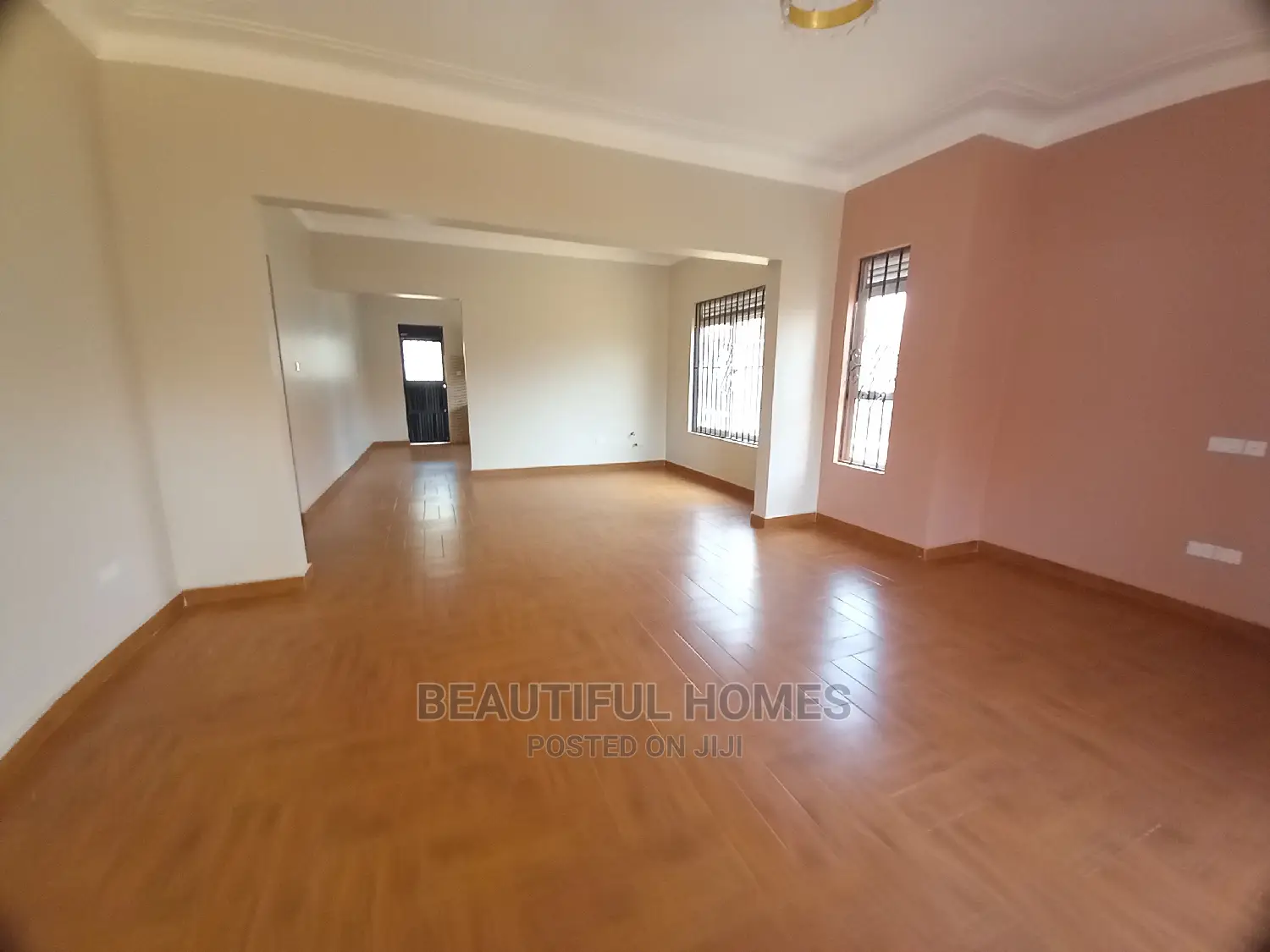 Furnished 4bdrm Bungalow in Kira Corporate for Sale in Kira