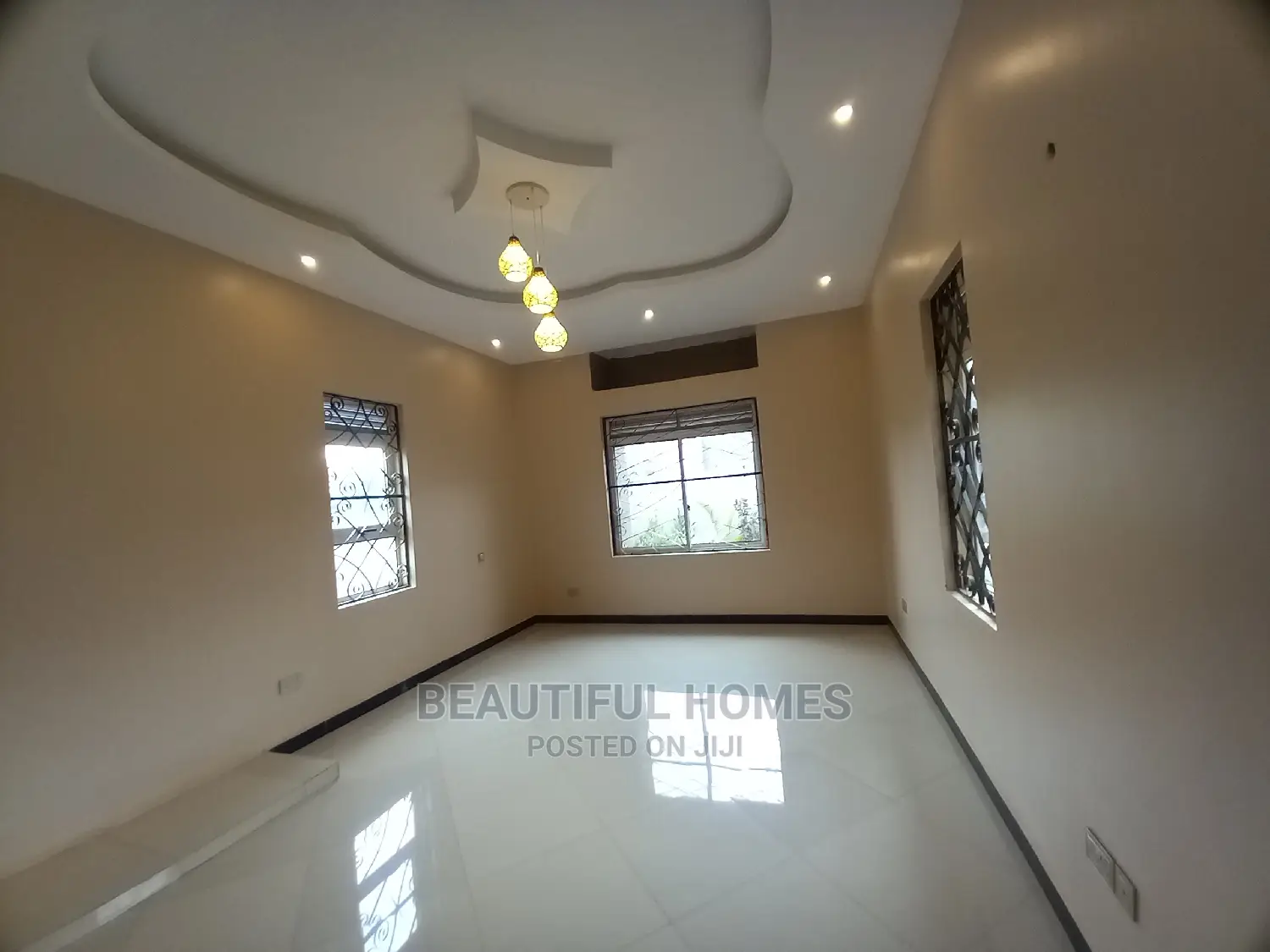 Furnished 4bdrm Bungalow in Kira Tarmacked for Sale in Kira