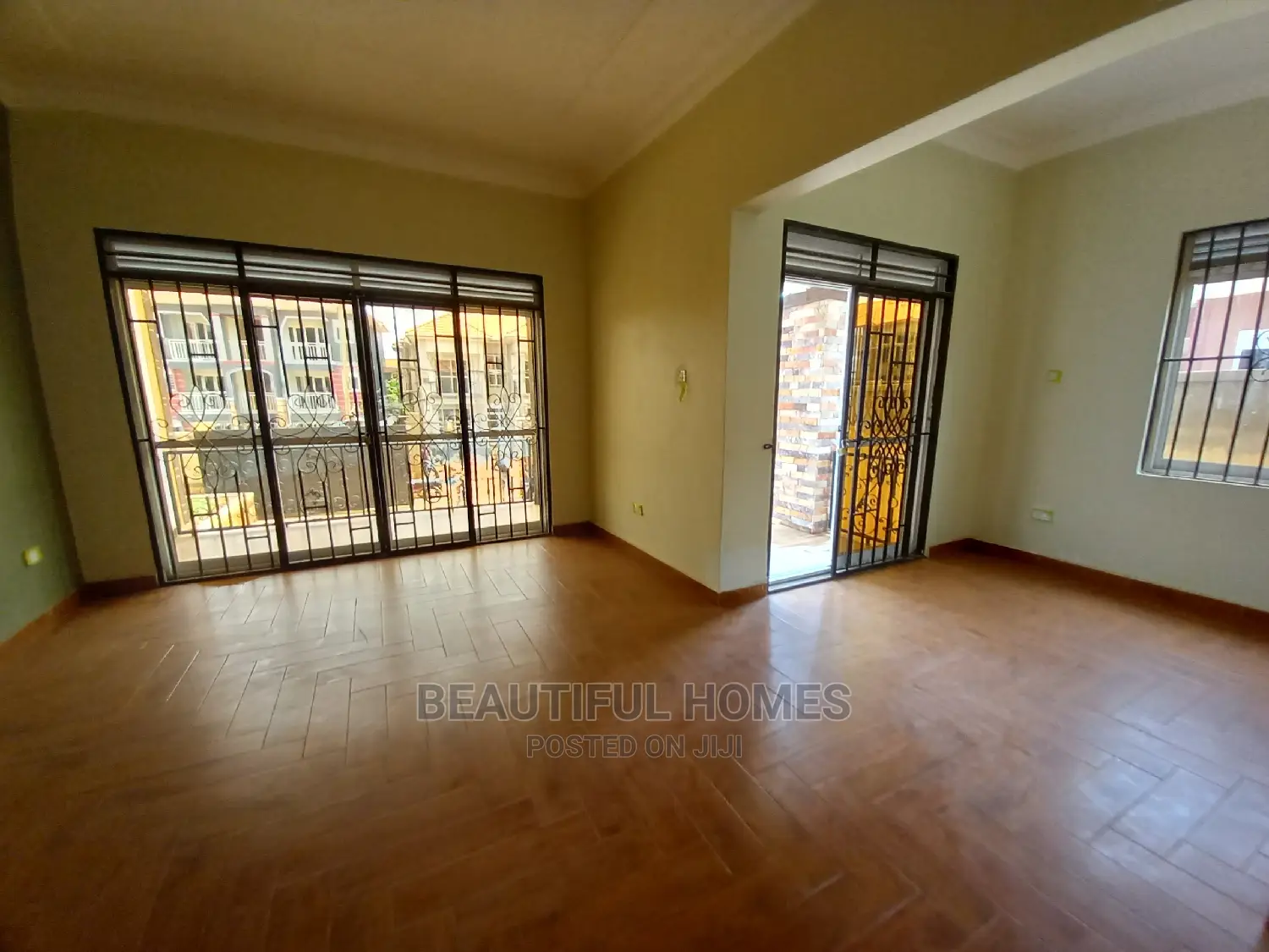 Furnished 4bdrm House in Kira Mamerito Gated for Sale in Kira
