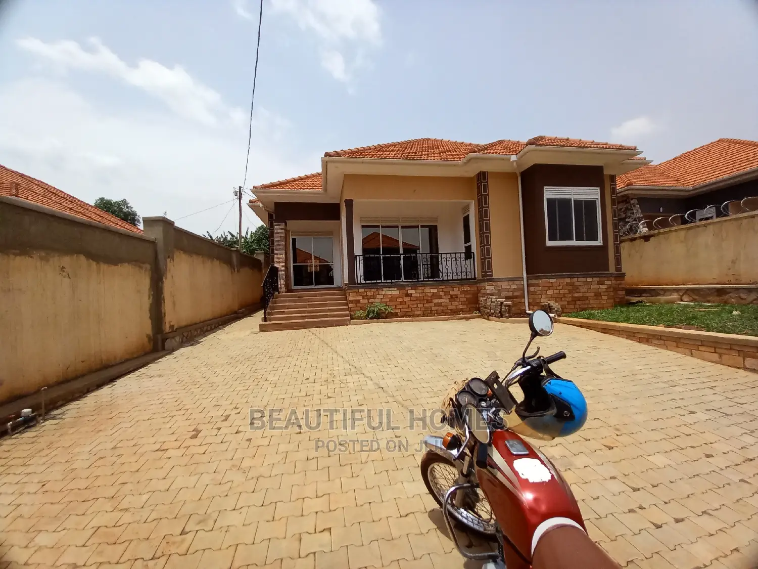 Furnished 4bdrm Bungalow in Kira Corporate for sale in Kira