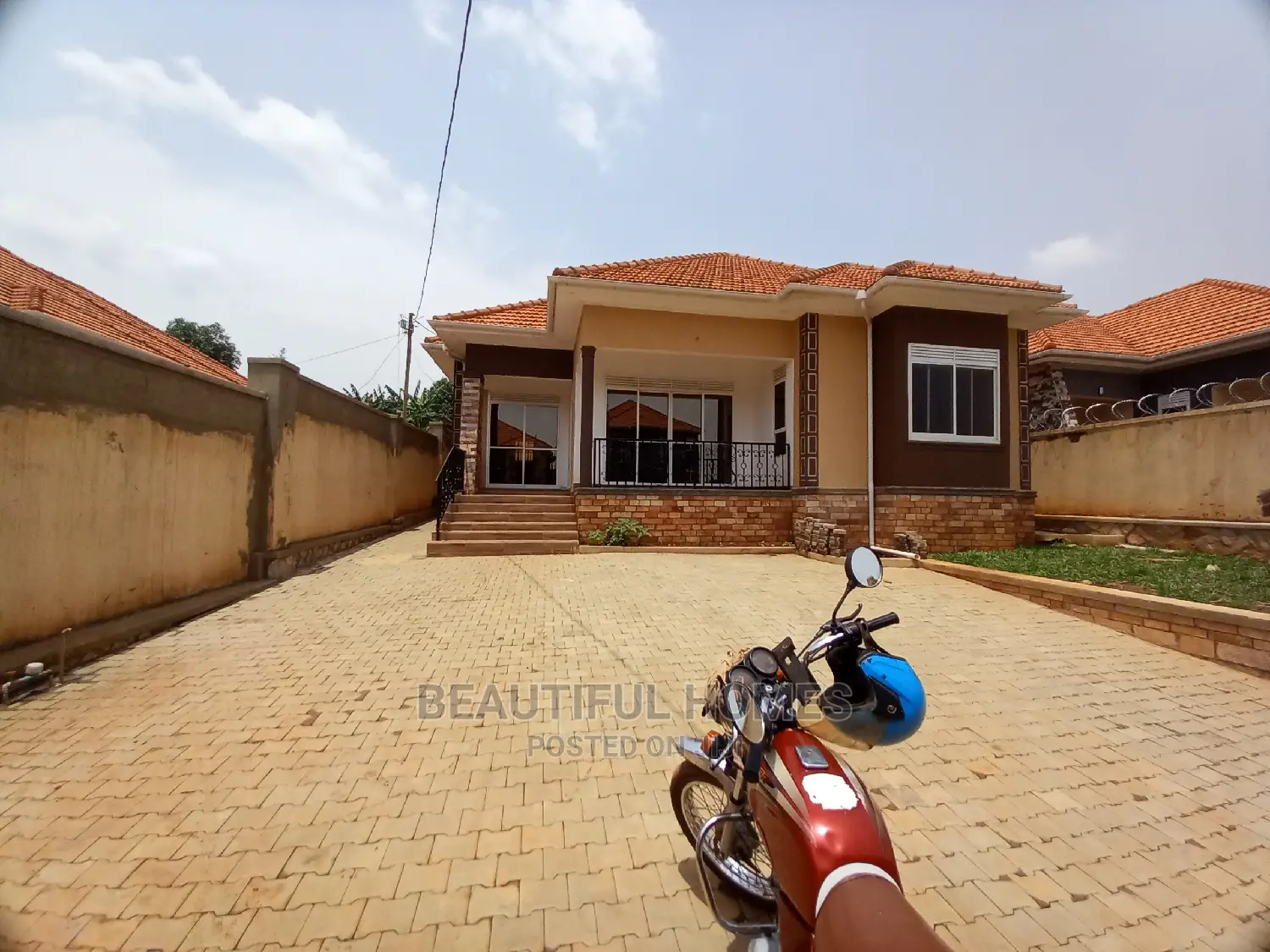 Furnished 4bdrm Bungalow in Kira Corporate for sale in Kira