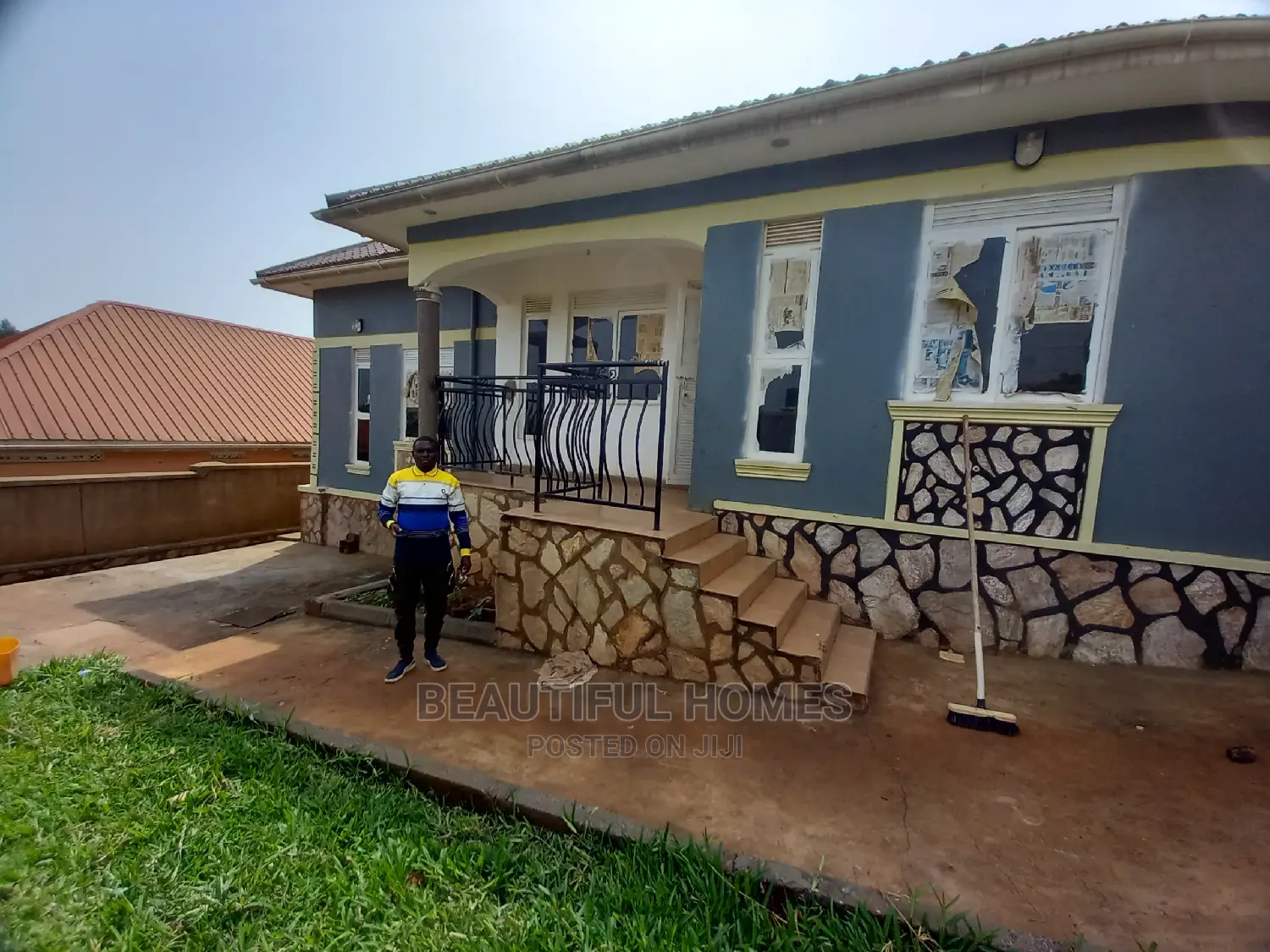 Furnished 4bdrm Bungalow in Kira Nice for Sale in Kira