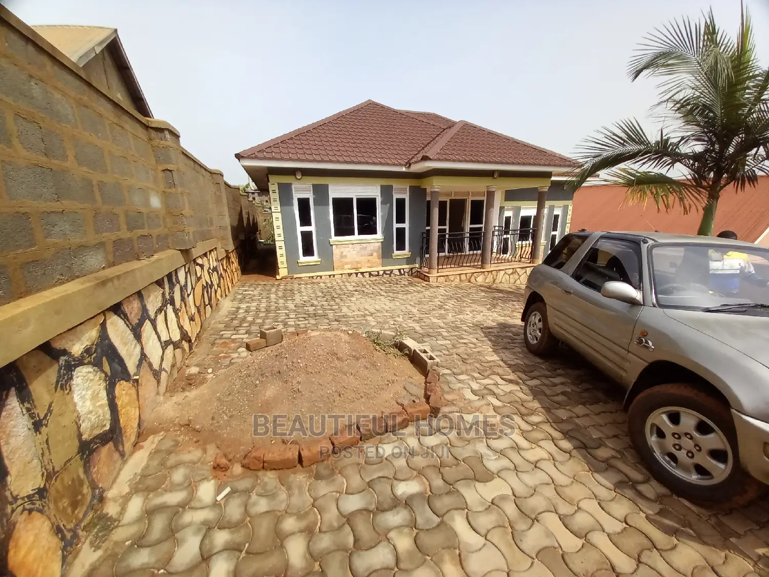 Furnished 4bdrm Bungalow in Kira Nice for Sale in Kira