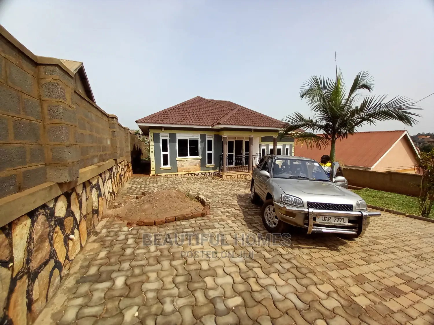 Furnished 4bdrm Bungalow in Kira Nice for Sale in Kira