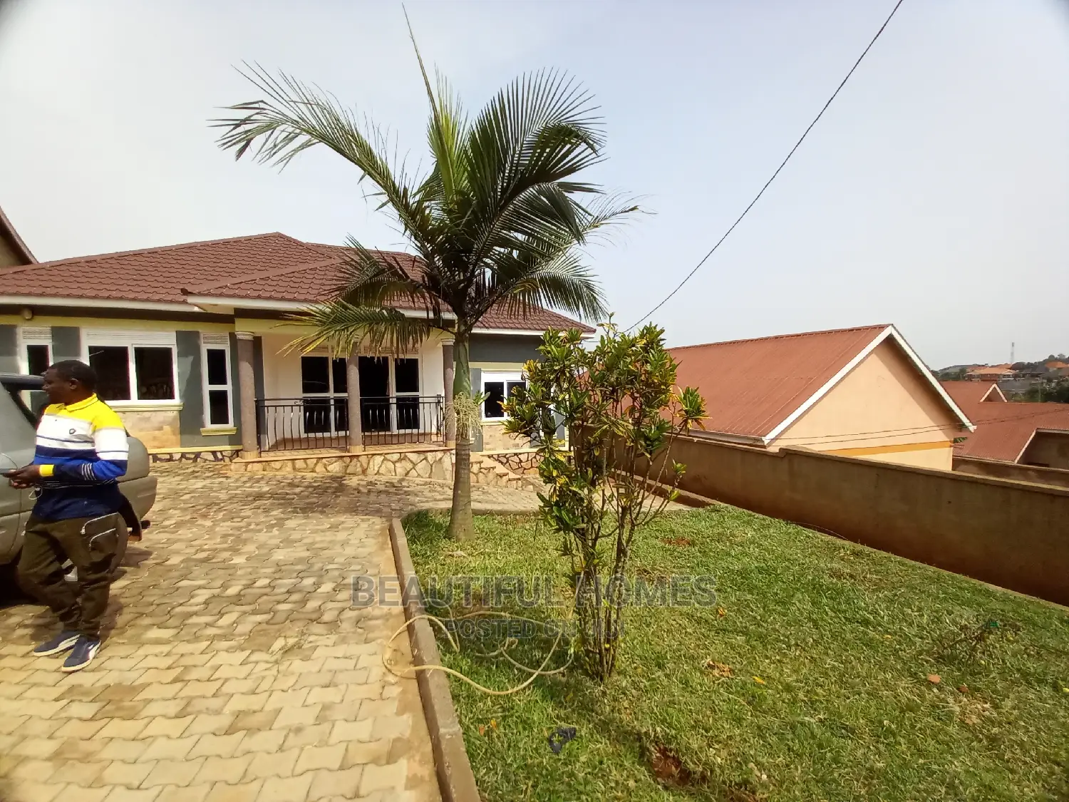 Furnished 4bdrm House in Kira Palatial Estate for Sale in Kira