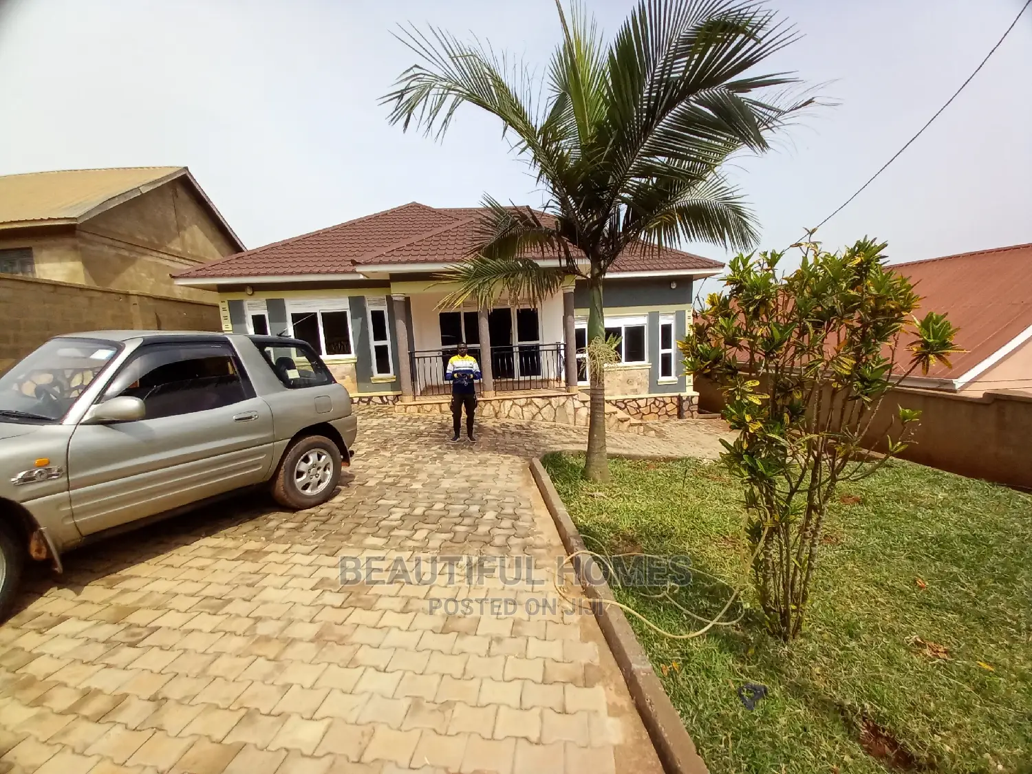 Furnished 4bdrm House in Kira Palatial Estate for Sale in Kira