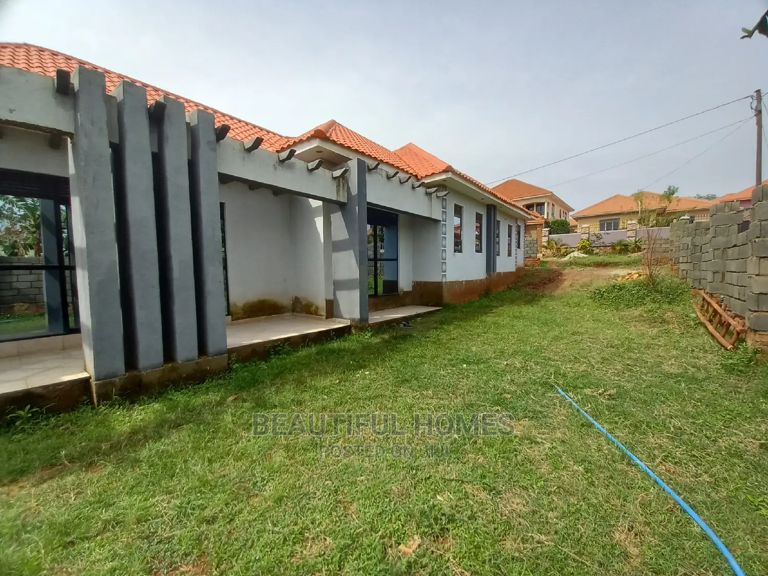 Furnished 4bdrm Bungalow in Kira Classy for Sale in Kira