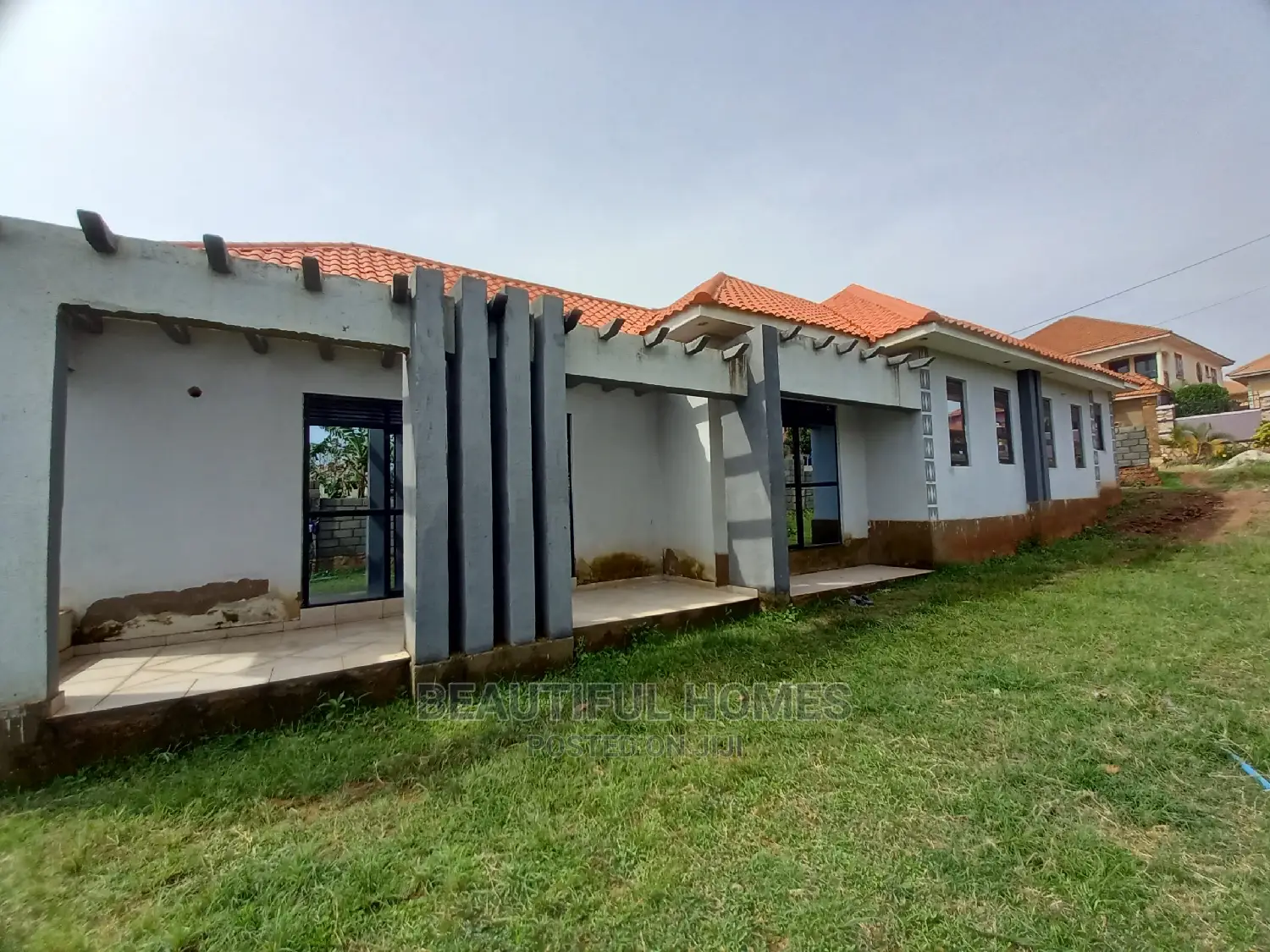 Furnished 4bdrm Bungalow in Kira Classy for Sale in Kira