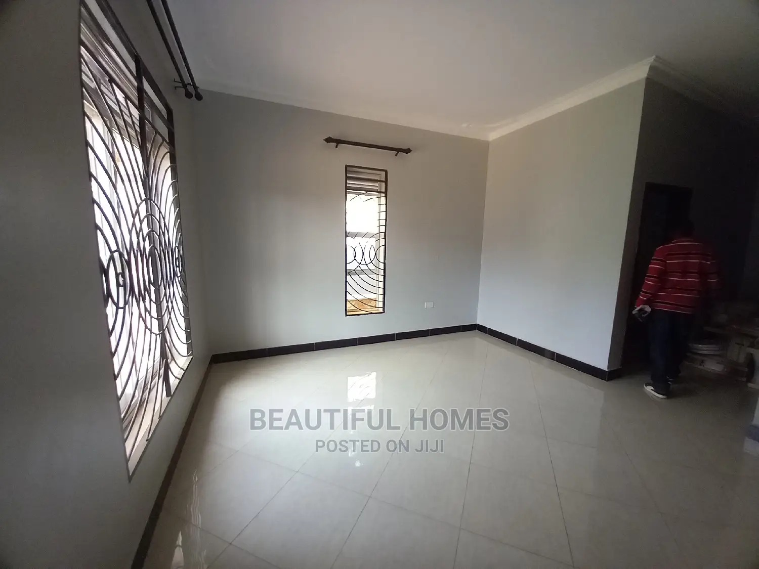 Furnished 4bdrm Bungalow in Kira Organised for Sale in Kira