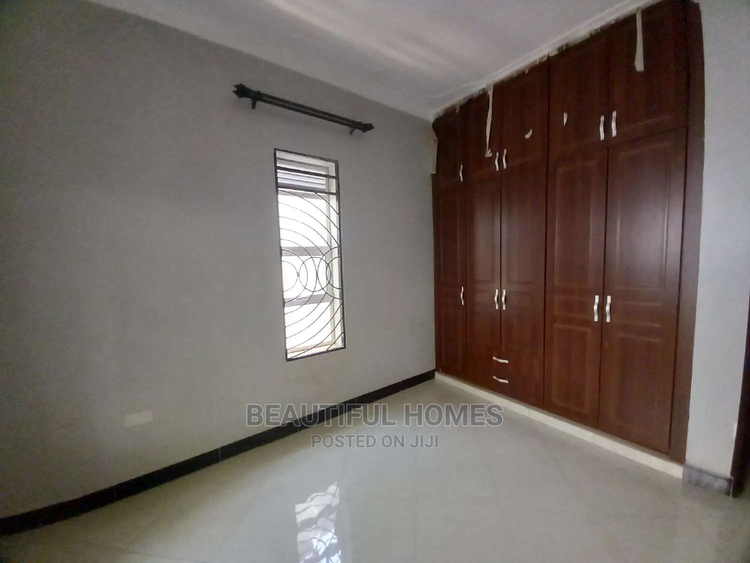 Furnished 4bdrm House in Kira First Class for Sale in Kira