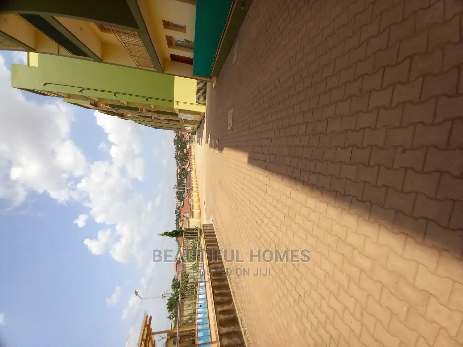 Furnished 2bdrm Condo in Bukoto, Central Division for Sale in Central Division