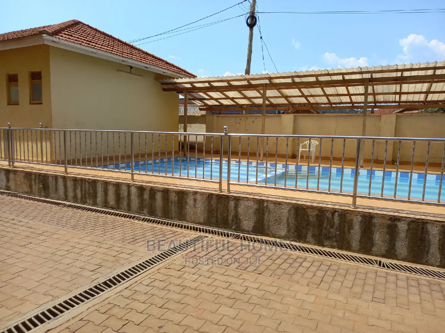 Furnished 2bdrm Condo in Bukoto, Central Division for Sale in Central Division