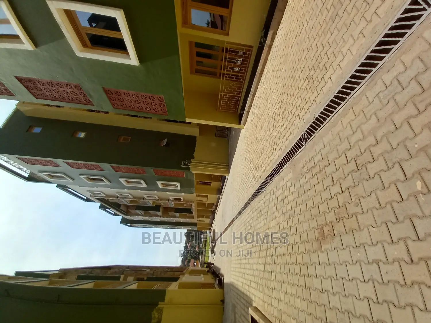 Furnished 2bdrm Condo in Bukoto, Central Division for Sale in Central Division