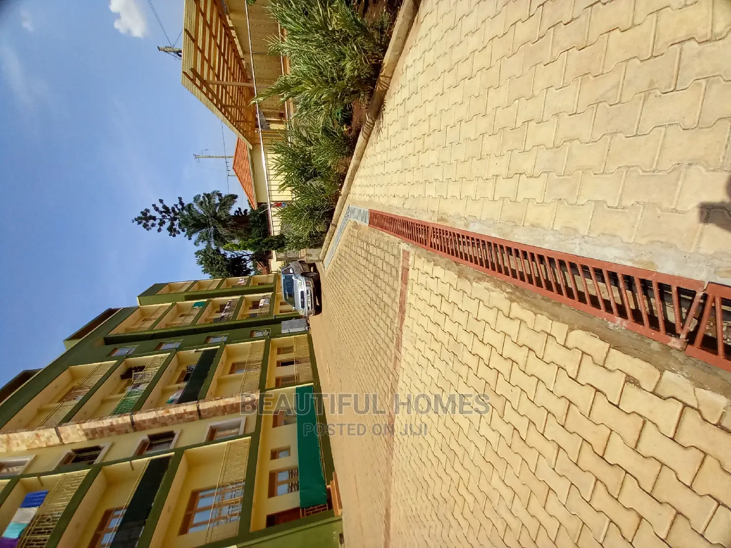 Furnished 2bdrm Condo in Bukoto Height, Central Division for Sale in Central Division