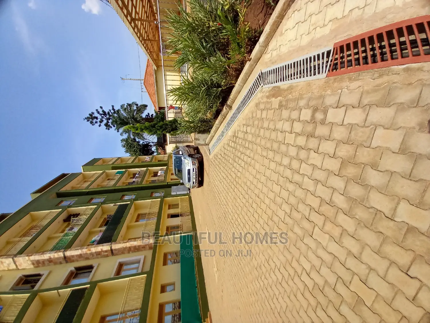 Furnished 2bdrm Condo in Bukoto Height, Central Division for Sale in Central Division
