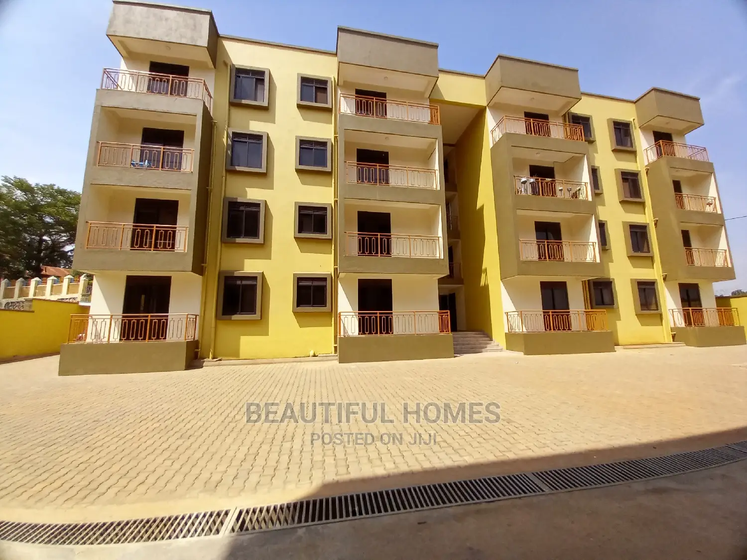 Furnished 3bdrm Condo in Kisaasi, Central Division for Sale in Central Division
