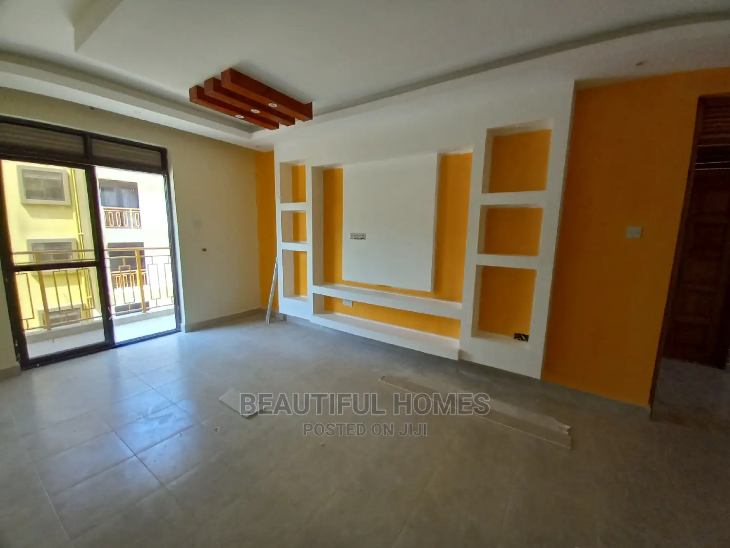 Furnished 3bdrm Condo in Kisaasi Executive, Central Division for Sale in Central Division