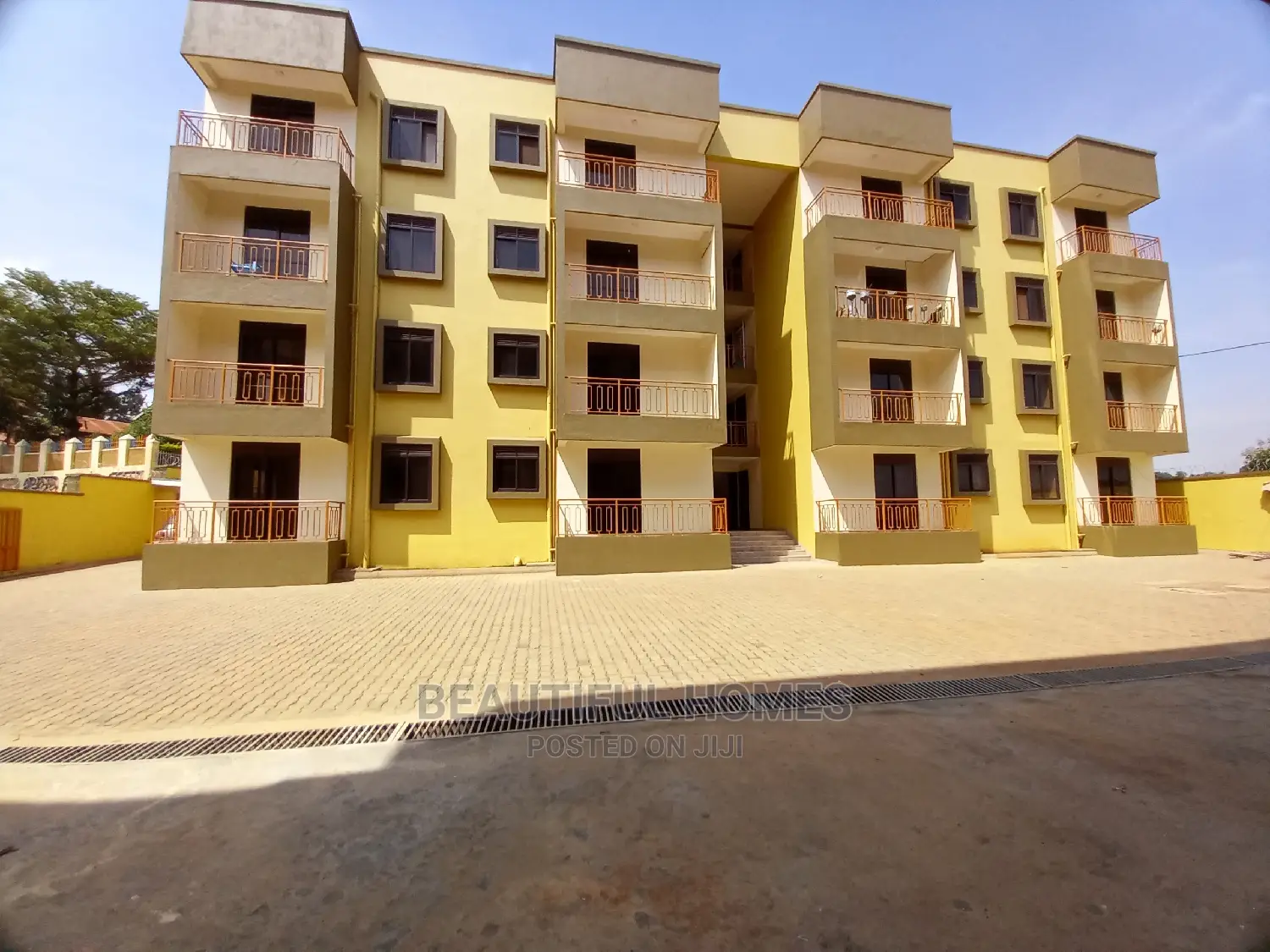 Furnished 3bdrm Condo in Kisaasi, Central Division for Sale in Central Division