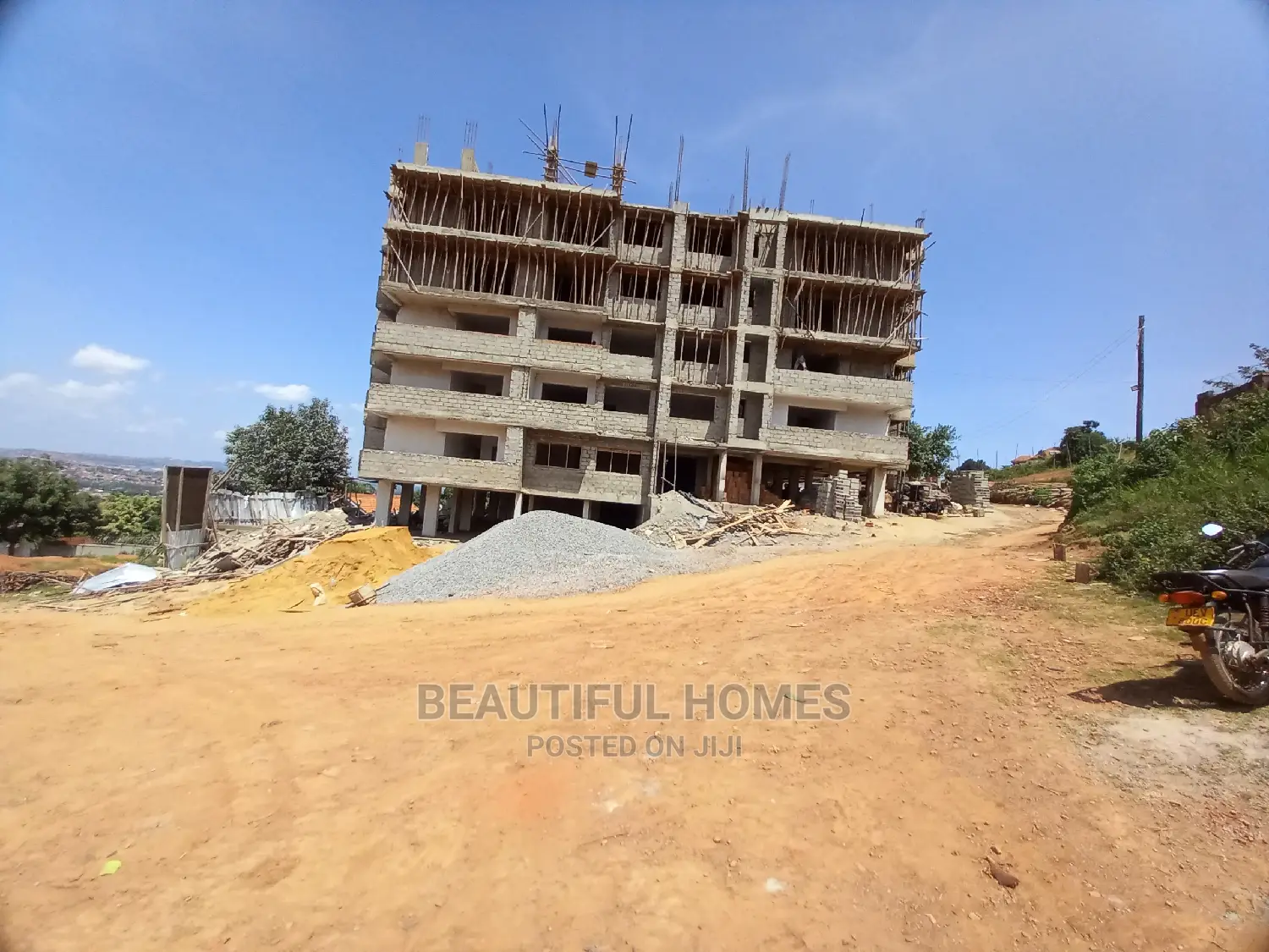 Furnished 3bdrm Condo in Mutungo Corporate, Nakawa for Sale in Nakawa