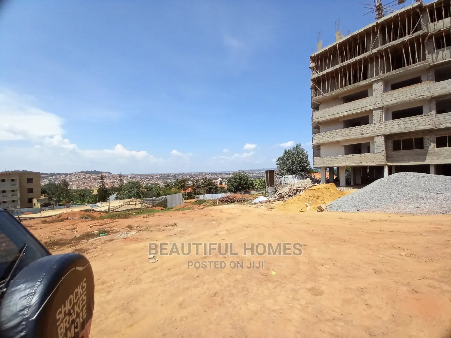 Furnished 3bdrm Condo in Mutungo Corporate, Nakawa for Sale in Nakawa