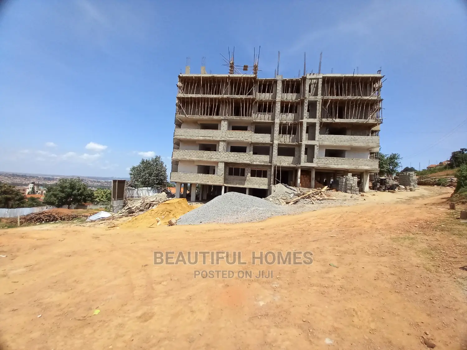 Furnished 3bdrm Condo in Mutungo Corporate, Nakawa for Sale in Nakawa