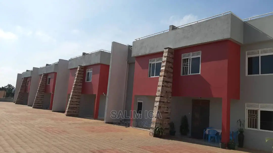 4bdrm Townhouse/Terrace in Kololo Property, Central Division for Sale in Central Division