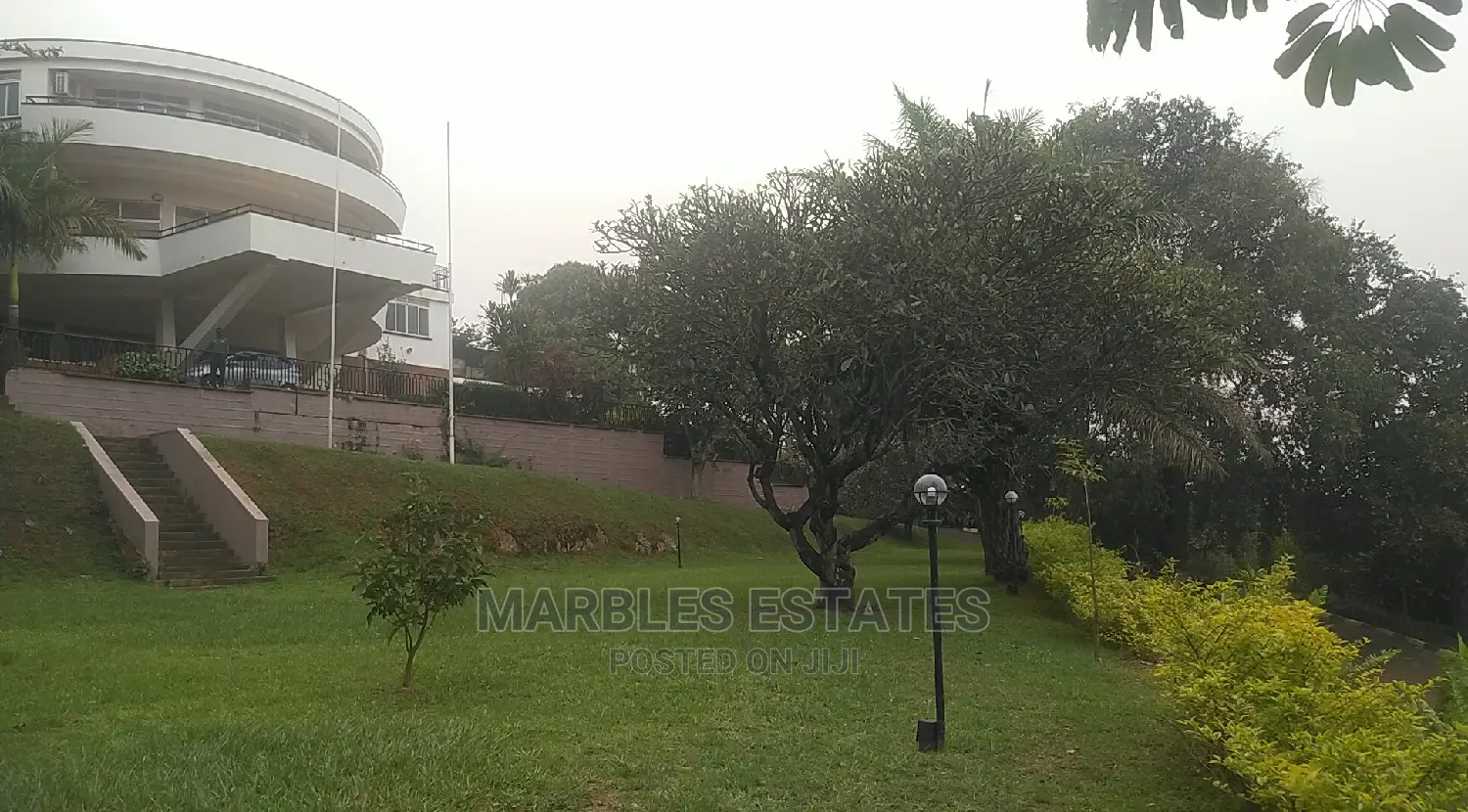 Exceutive Mansion for Sale in Kololo Sitted at 1 Acres in Central Division