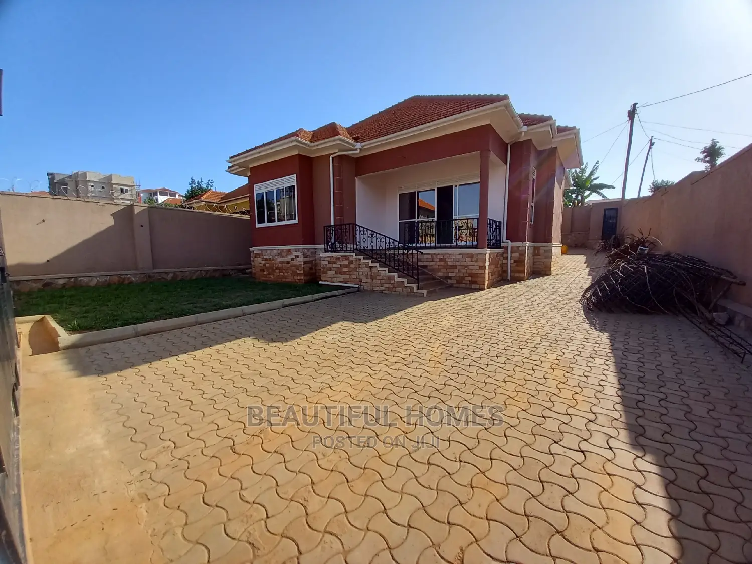 Furnished 4bdrm House in Kira Mamerito Road for Sale in Kira