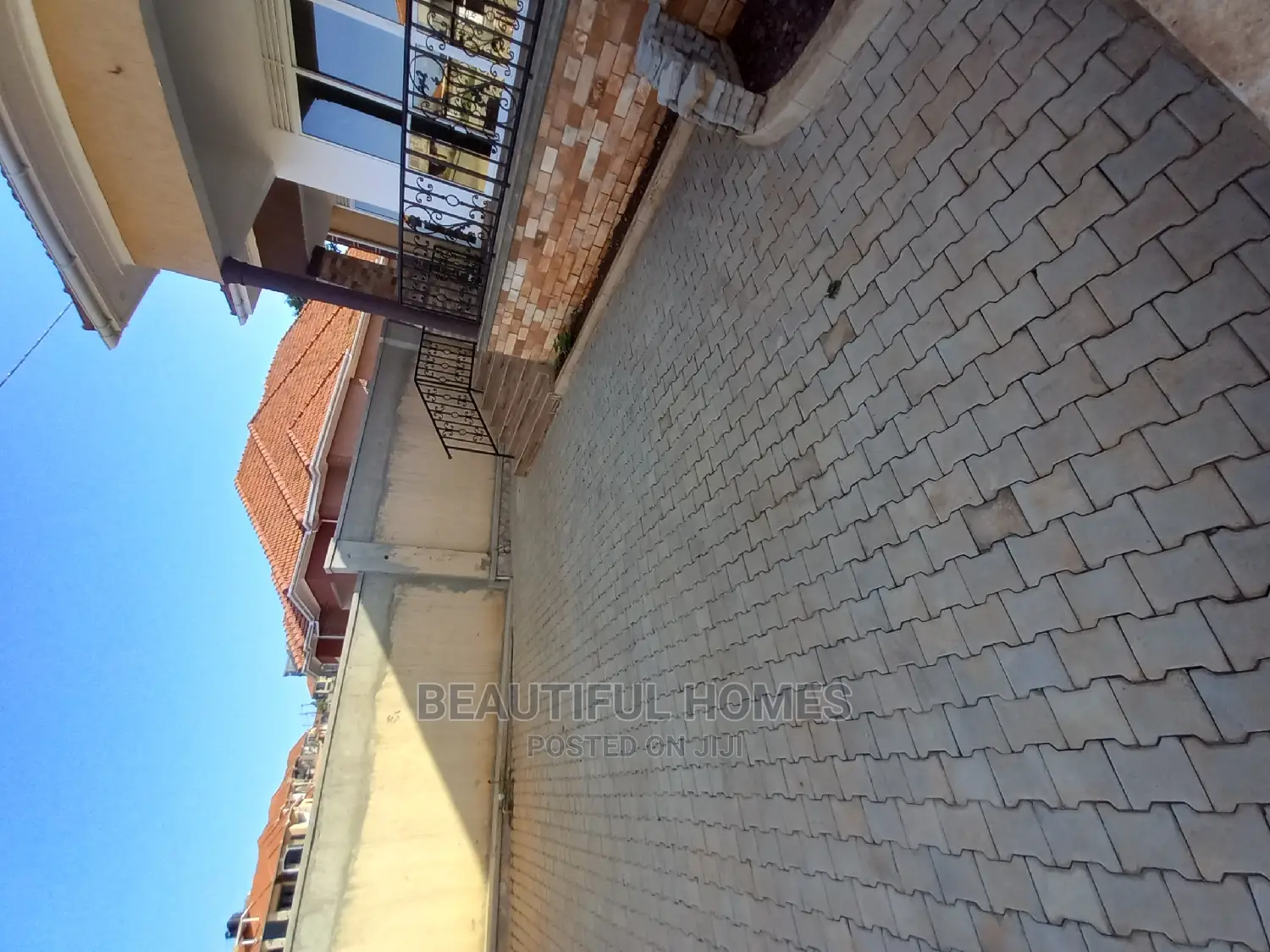 Furnished 4bdrm Bungalow in Kira Gated Estate for Sale in Kira