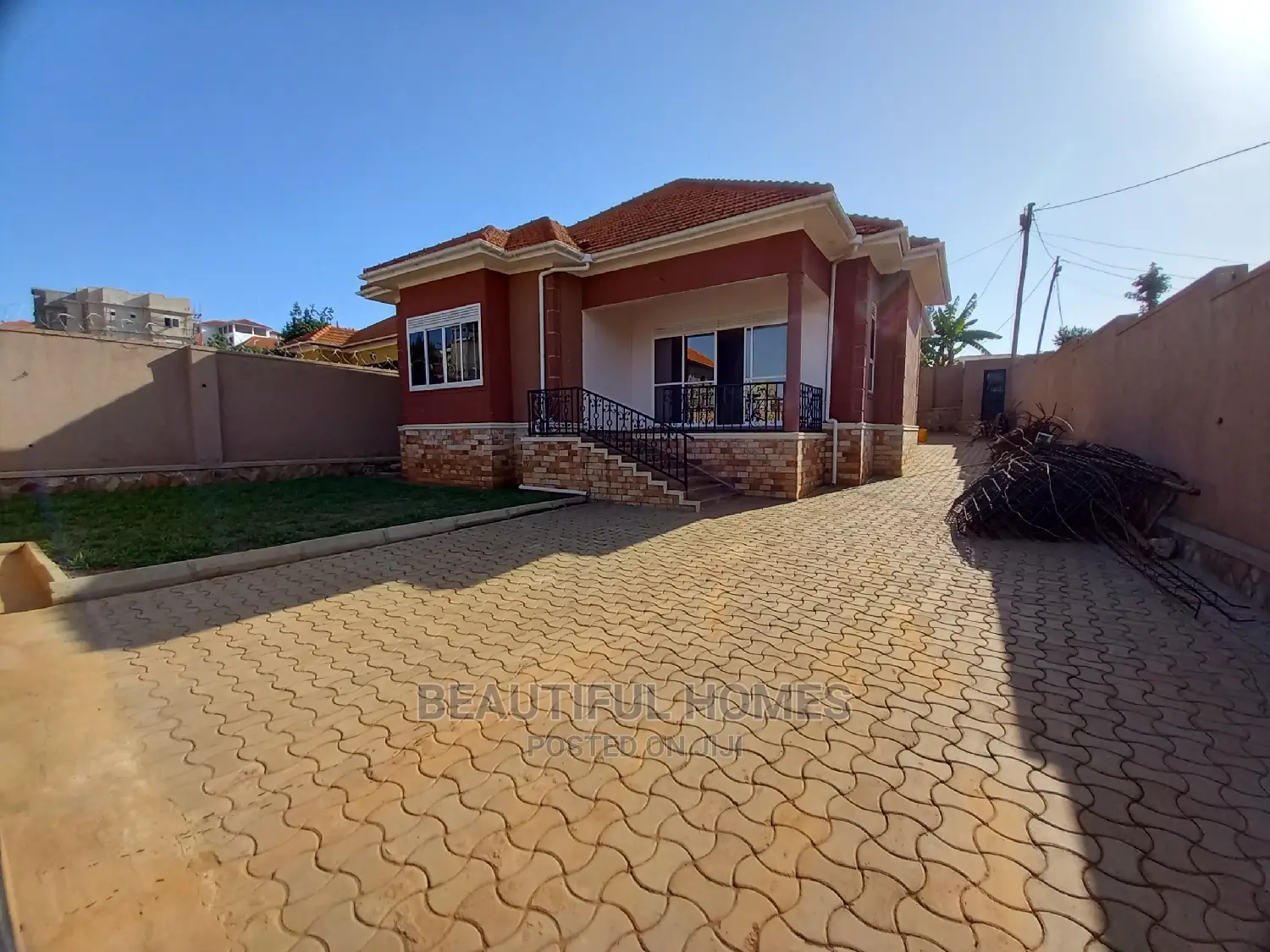 Furnished 4bdrm Bungalow in Kira Gated Estate for Sale in Kira