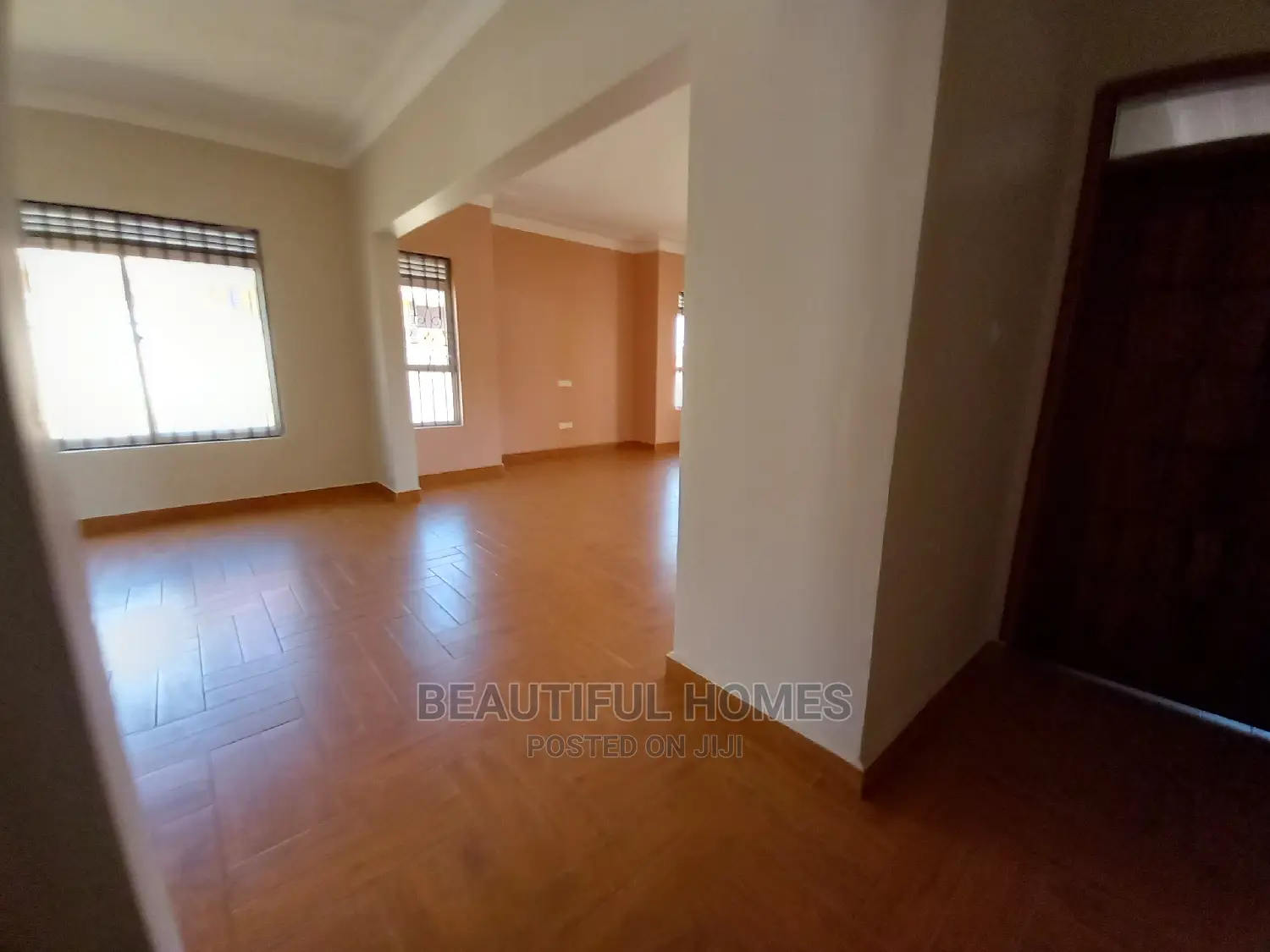 Furnished 4bdrm Bungalow in Kira Gated Estate for Sale in Kira