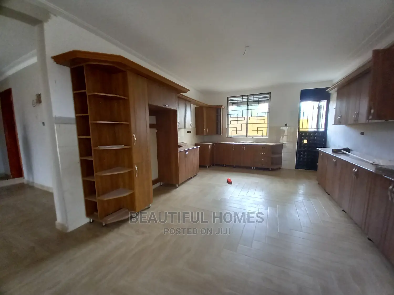 Furnished 6bdrm House in Kira Diplomat, Central Division for sale in Central Division