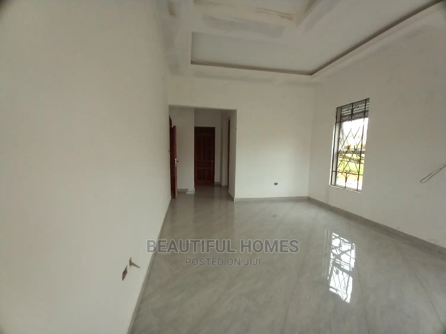 Furnished 5bdrm Duplex in Kira Tarmack Estate for Sale in Kira