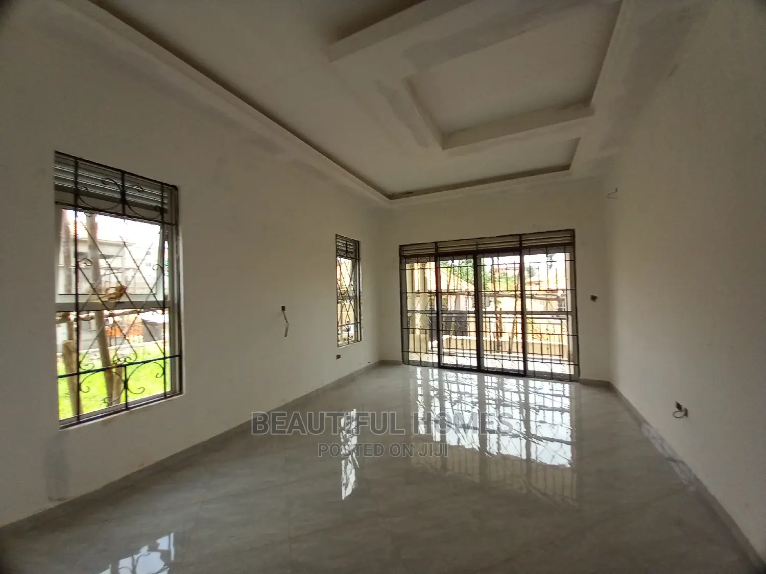 Furnished 5bdrm Mansion in Kira'S Best for Sale in Kira