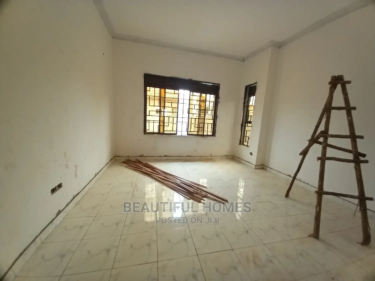 Furnished 4bdrm House in Kira Mamerito for Sale in Kira