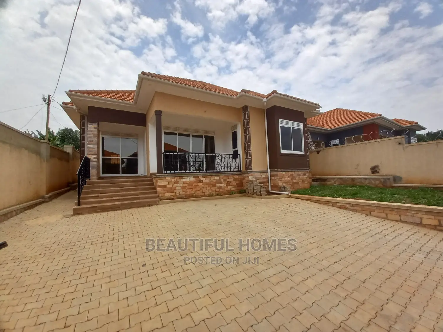 Furnished 4bdrm Bungalow in Kira Tarmacked for Sale in Kira