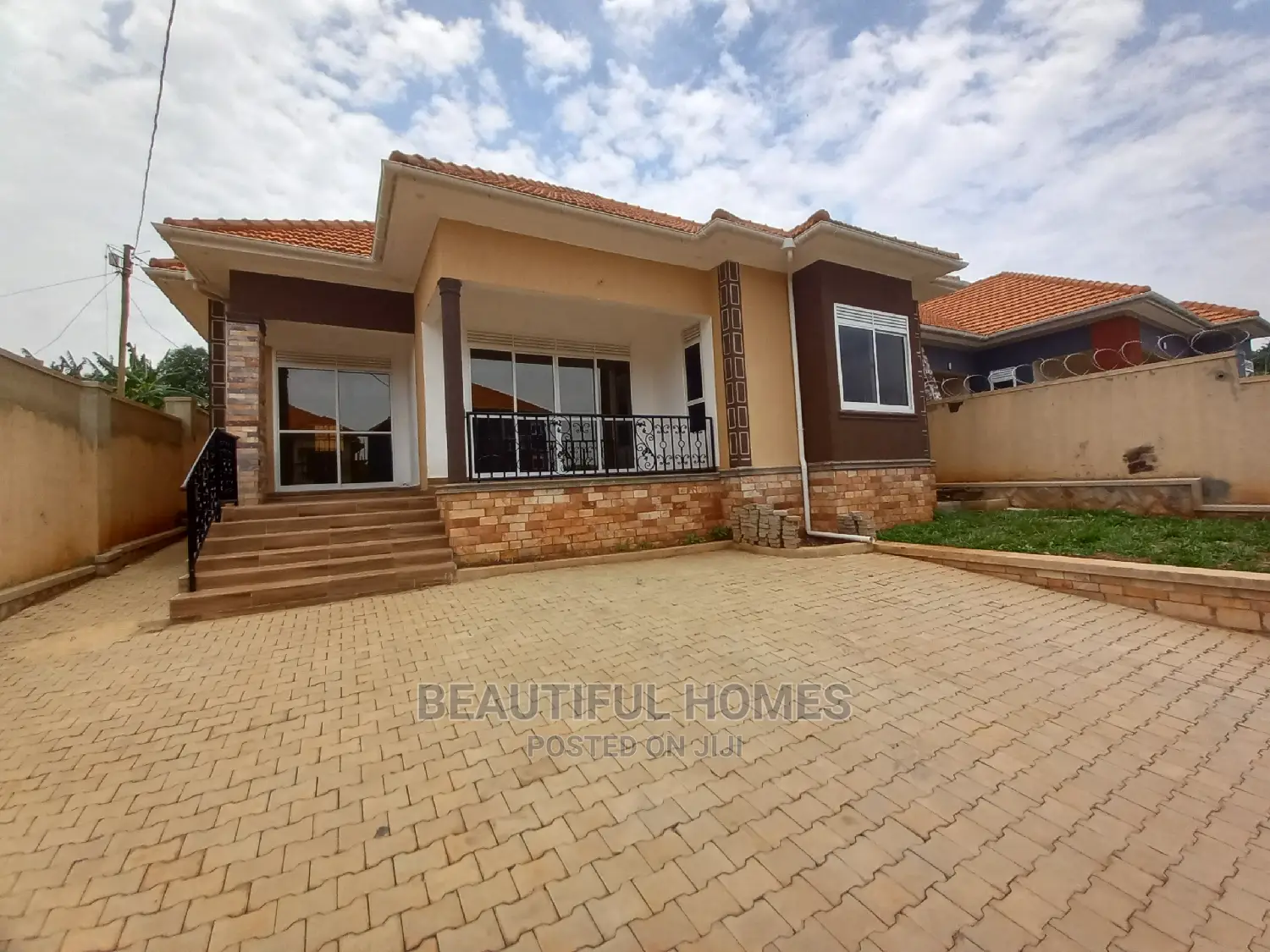 Furnished 4bdrm Bungalow in Kira Tarmacked for Sale in Kira
