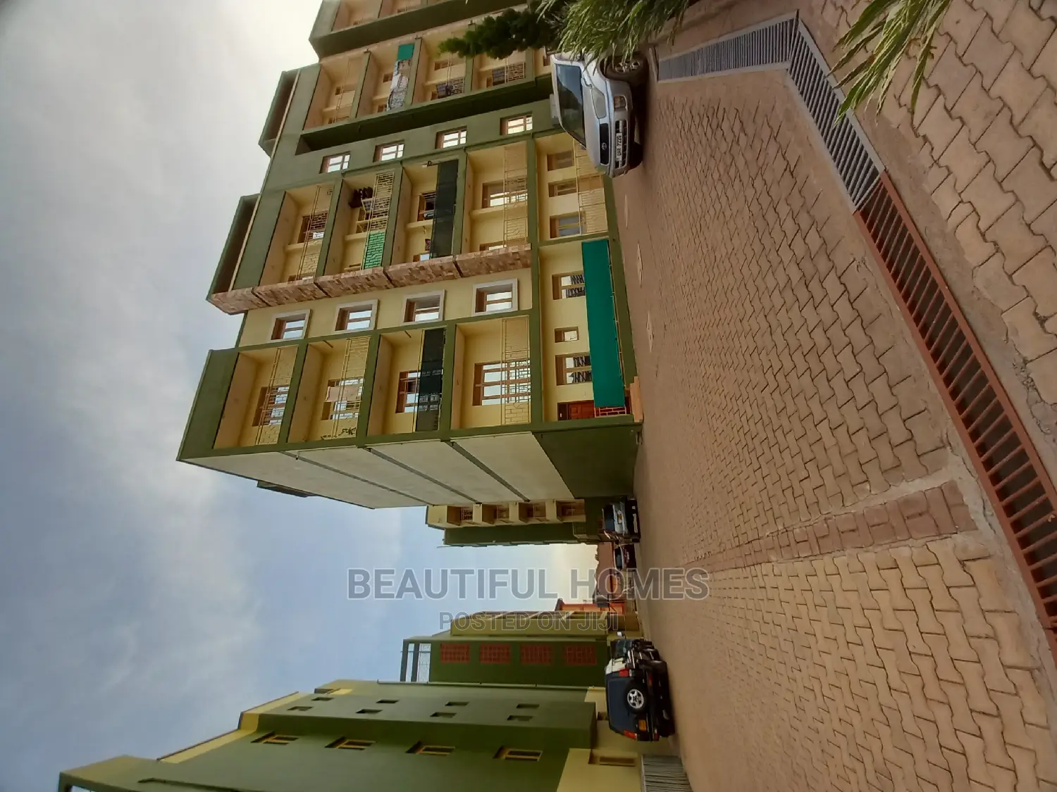 2bdrm Condo in Bukoto, Central Division for Sale in Central Division