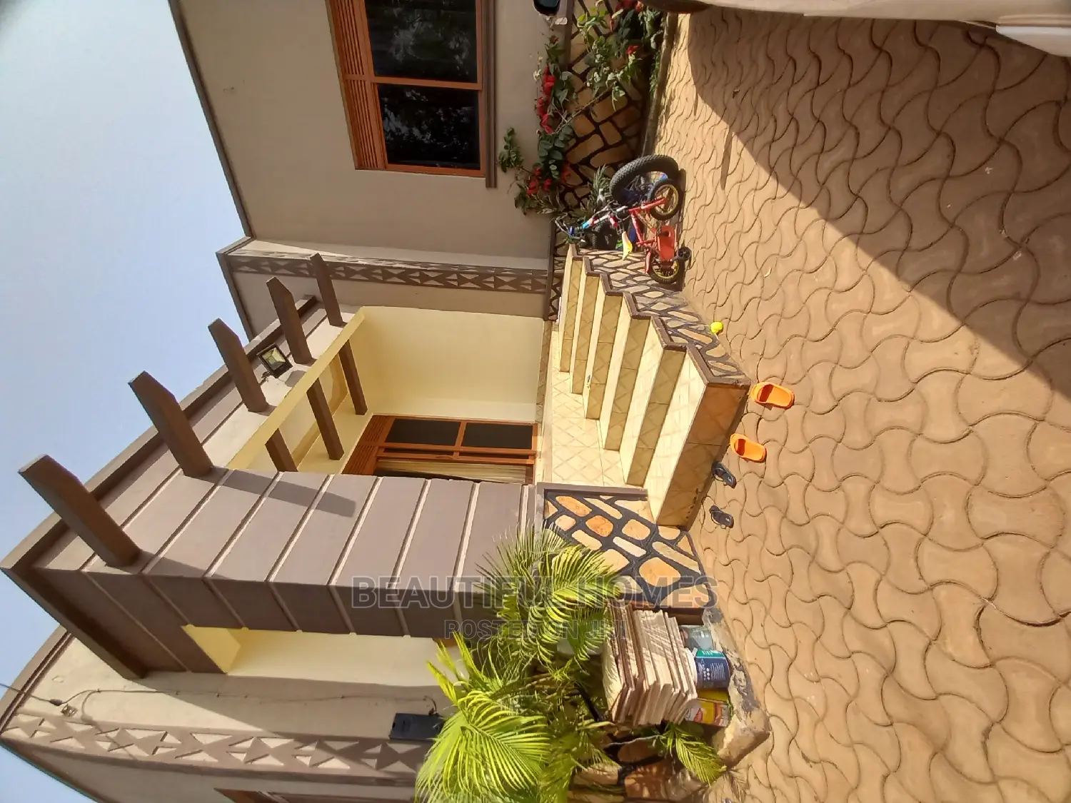 Furnished 3bdrm House in Kira Corporate for Sale in Kira