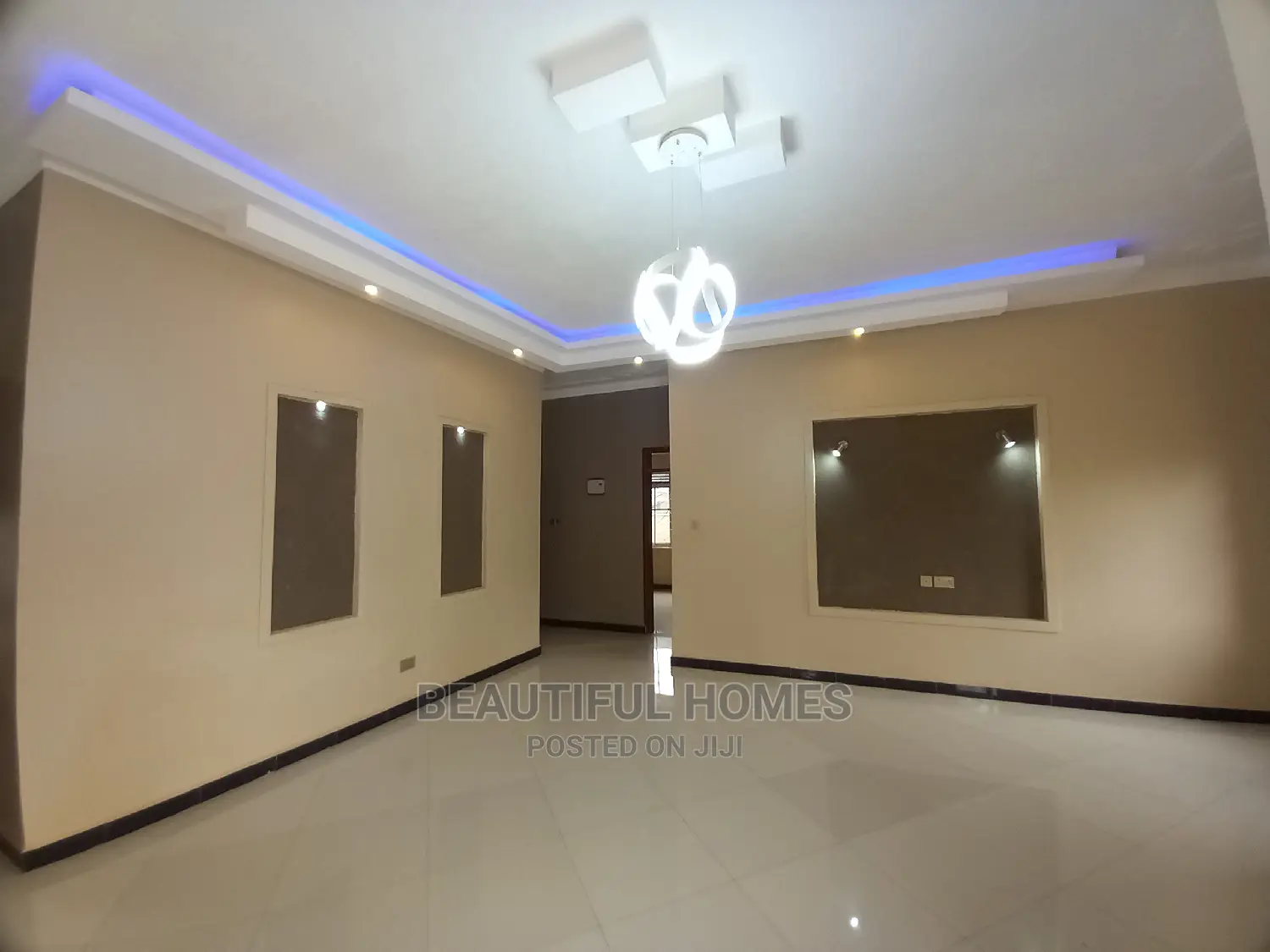 Furnished 4bdrm Bungalow in Kira Corporate for Sale in Kira